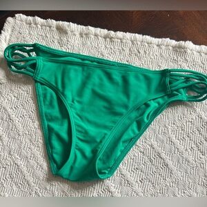 👙Abercrombie & Fitch Bikini bottom, preowned Green Size M